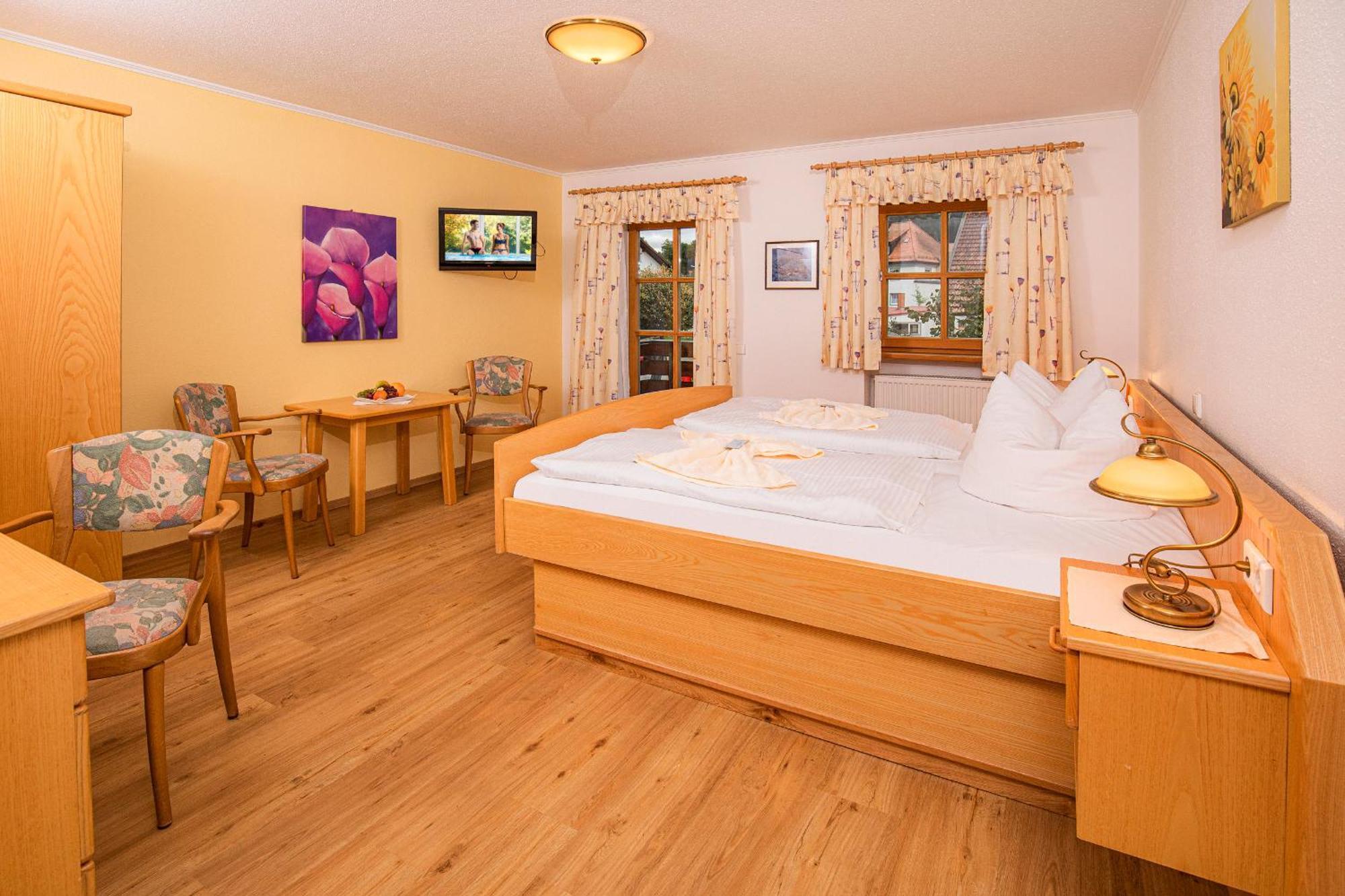Hotel Zum Hirschen Lam Δωμάτιο φωτογραφία