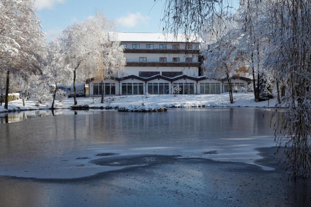 Hotel Zum Hirschen Lam Εξωτερικό φωτογραφία